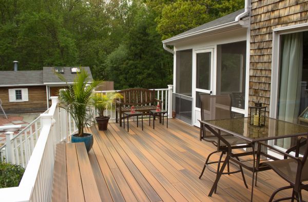 Decking Service in Ypsilanti